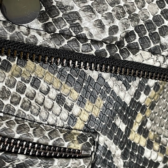 Piper & Jane faux reptile jacket - Picture 3 of 6